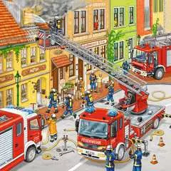 09401 1  消防車の仕事（49ピースx3） - 画像 4 - クリックして拡大