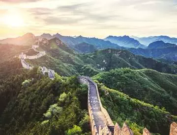Čínská zeď ve sluneční záři 2000 dílků 2D Puzzle;Puzzle pro dospělé - obrázek 2 - Ravensburger